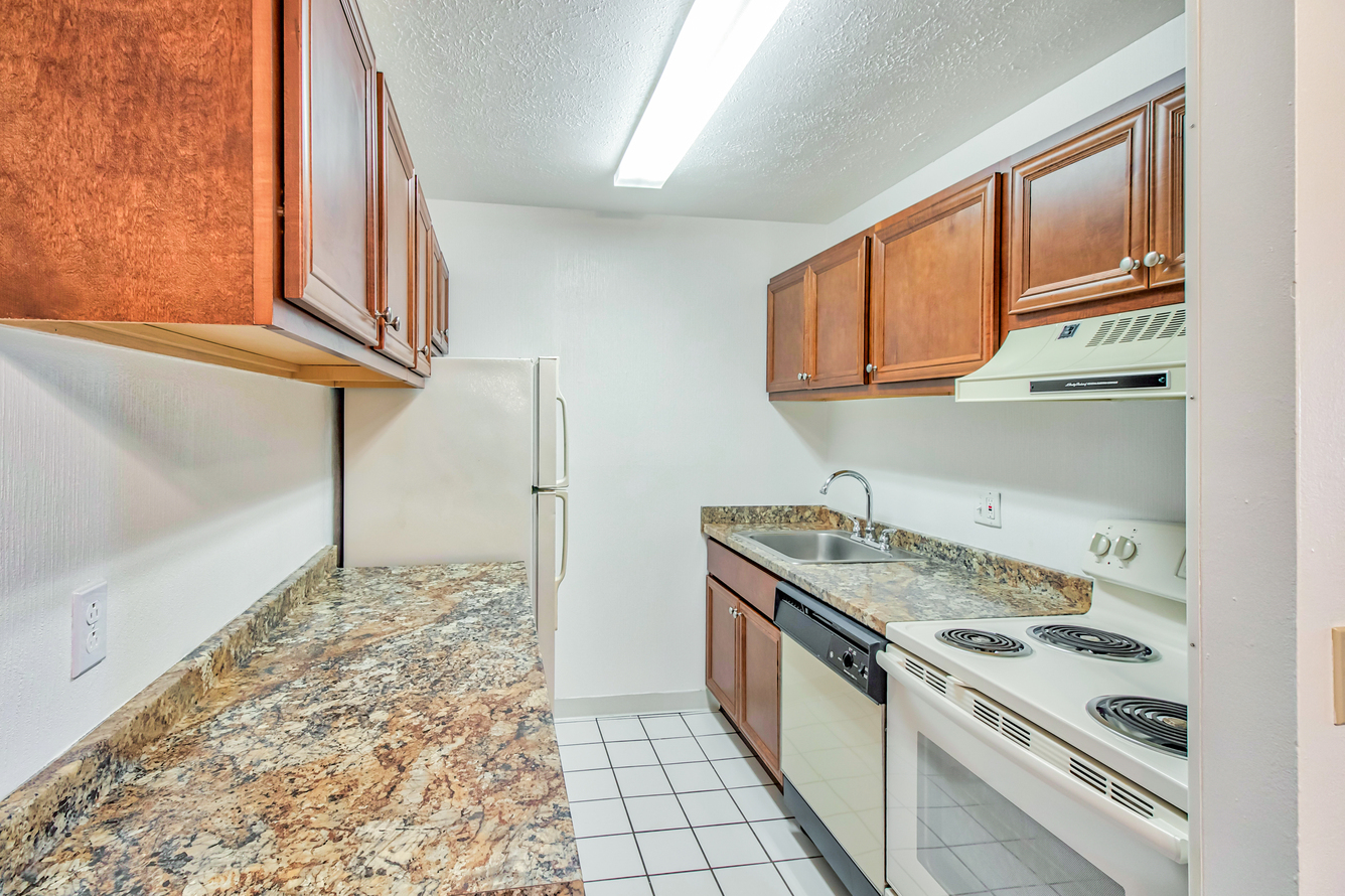 Apartments For Rent In Amhest Boulevard Towers Amenities